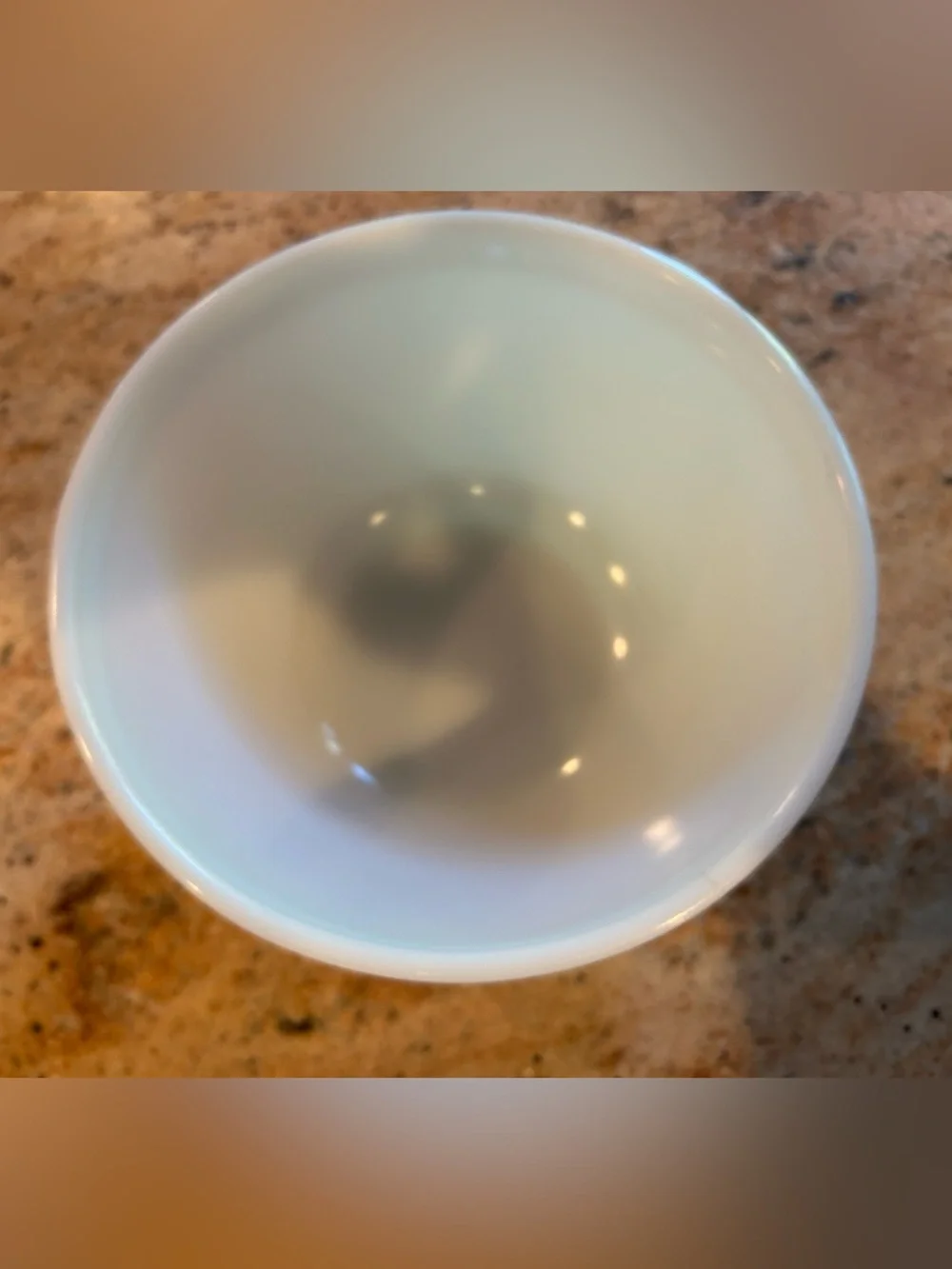 PYREX TRADE MARK #402 1 1/2Qt. Opal White Milk Glass Mixing Nesting Bowl